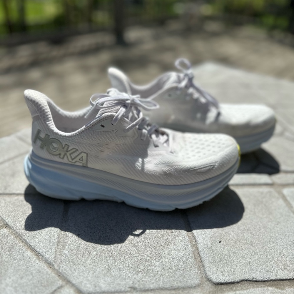 Women’s Hoka 9 Clifton! Great shoes!